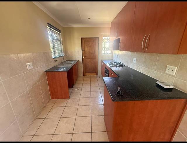 2 BEDROOM TOWNHOUSE FOR SALE IN THE REEDS